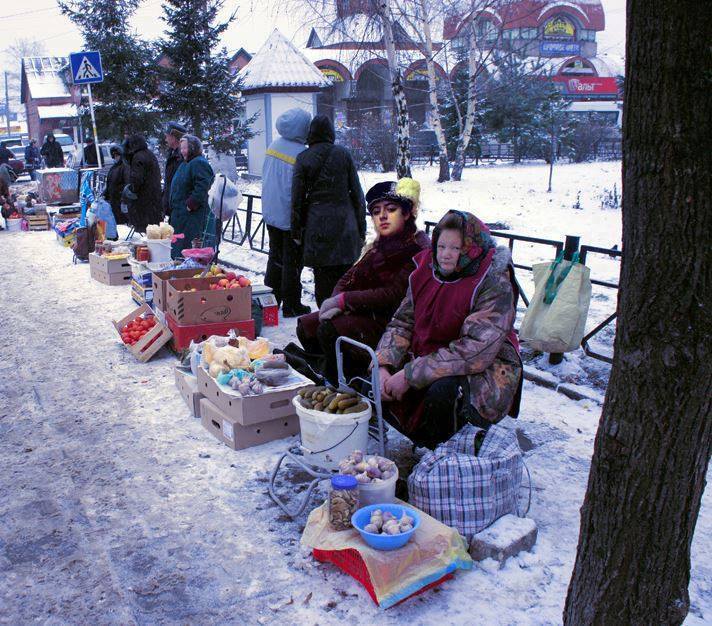 712x626, 108 Kb / торговля, огурцы, фотошоп