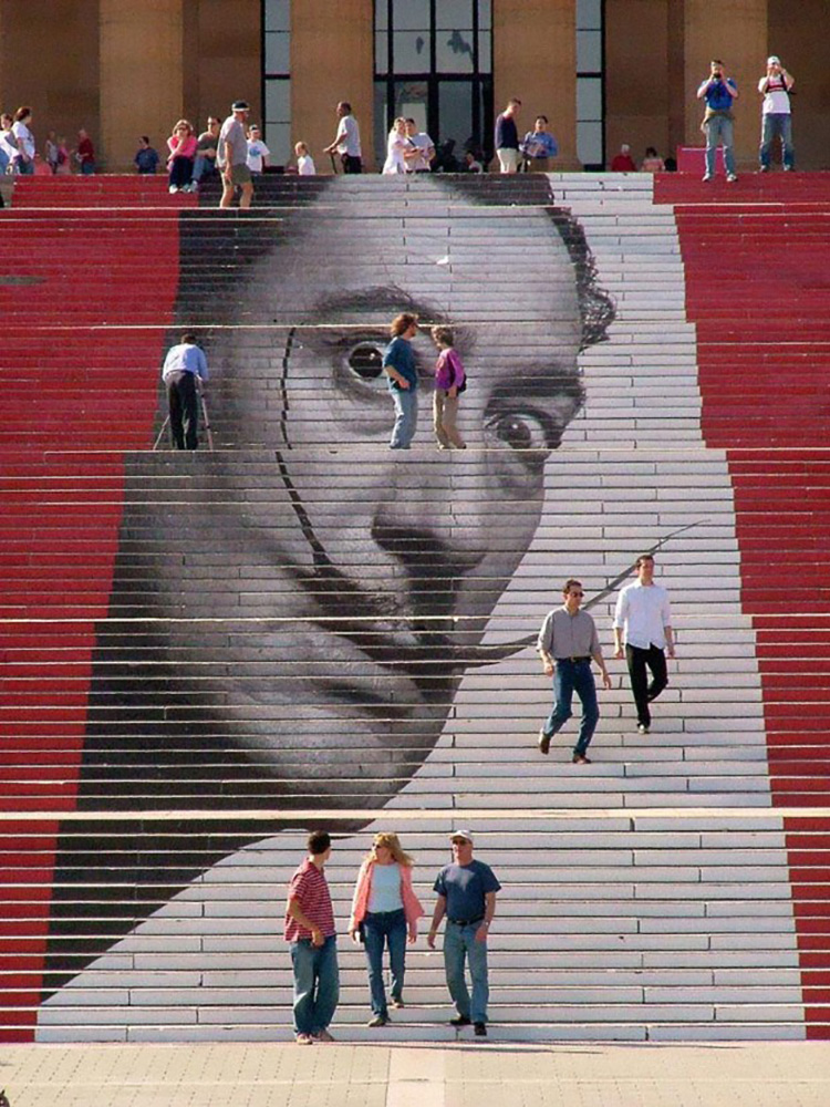 750x1000, 331 Kb / люди, лестница, сальвадор дали