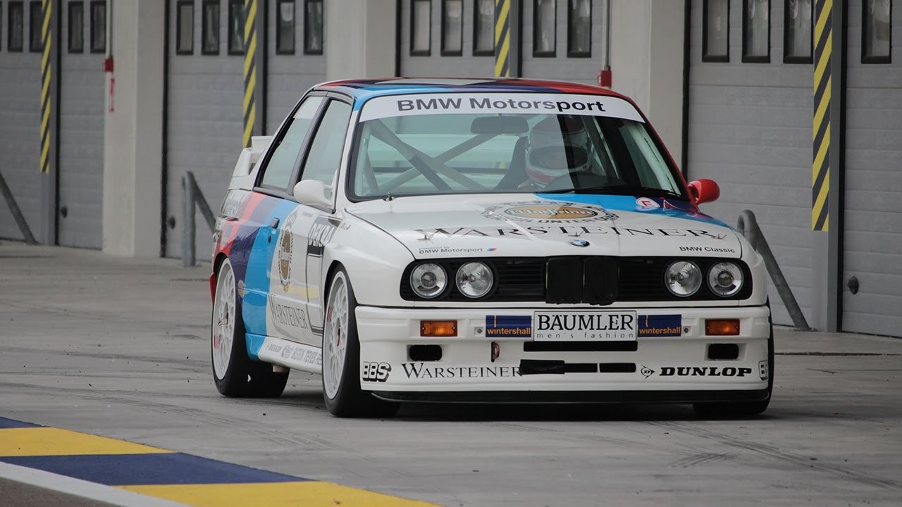1280x720, 133 Kb / автомобиль, гонка, трасса, реклама, бмв