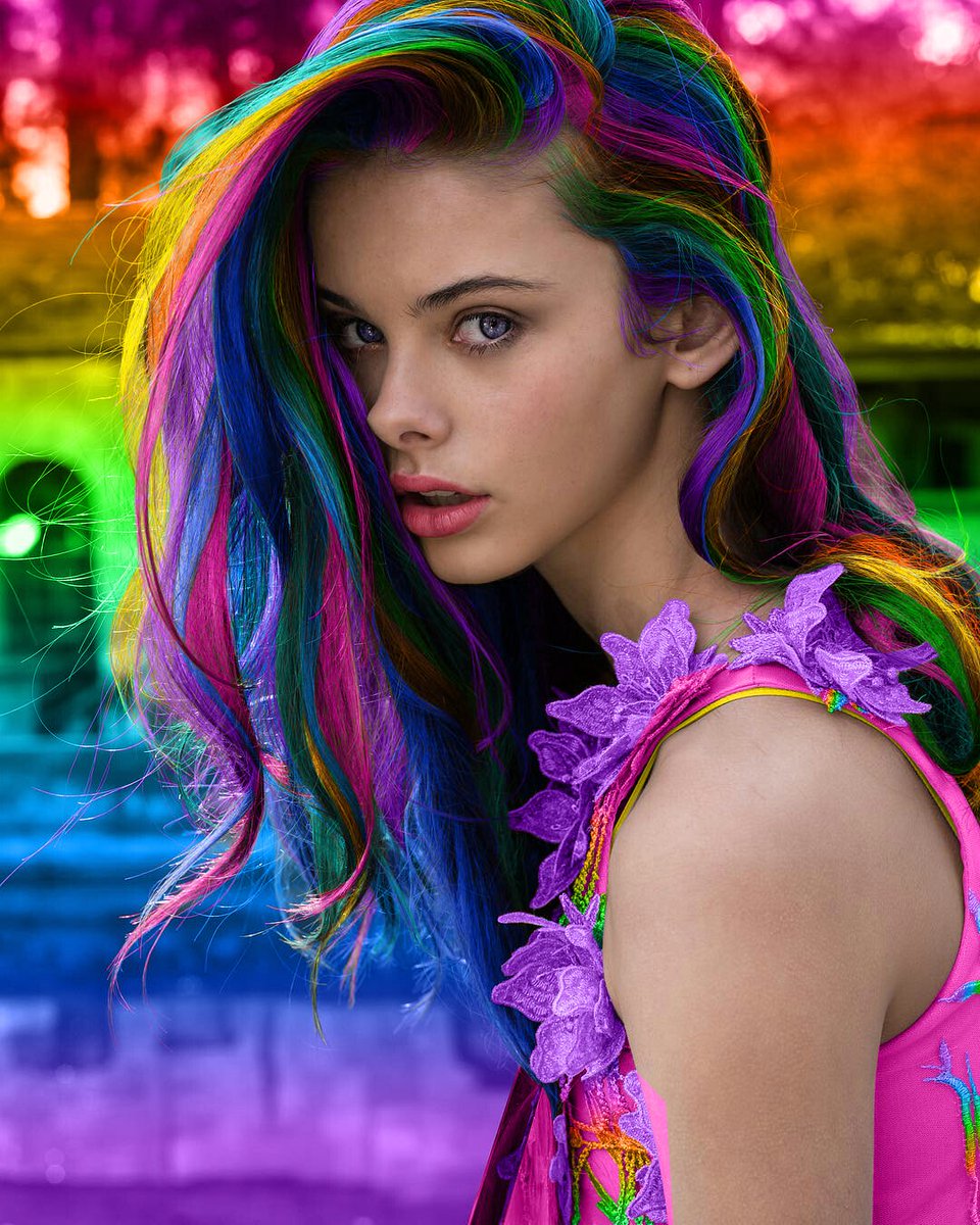 960x1200, 259 Kb / девушка, взгляд, розовое, радуга, цветы, Meika Woollard