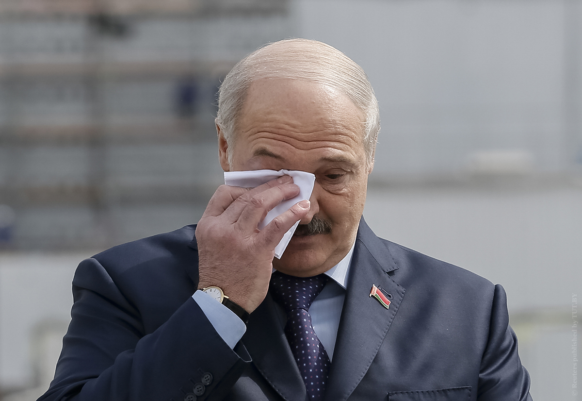 1200x826, 493 Kb / платок, лукашенко