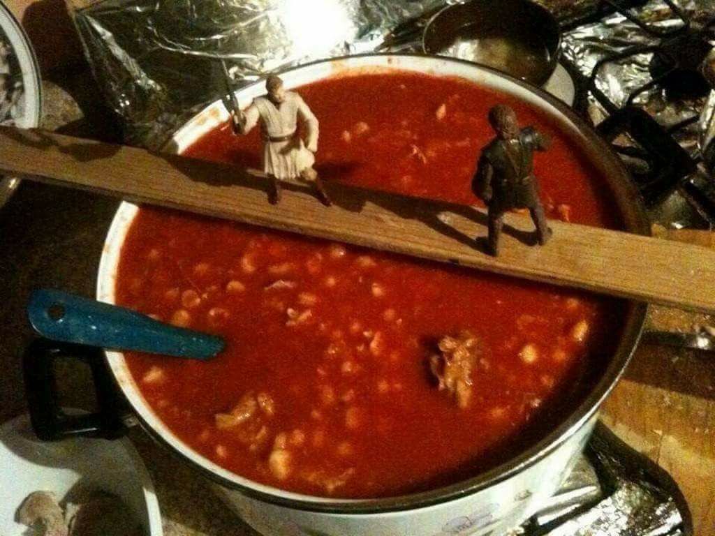1024x768, 107 Kb / звездные войны, кастрюля, борщ, хрючево, бобы, star wars