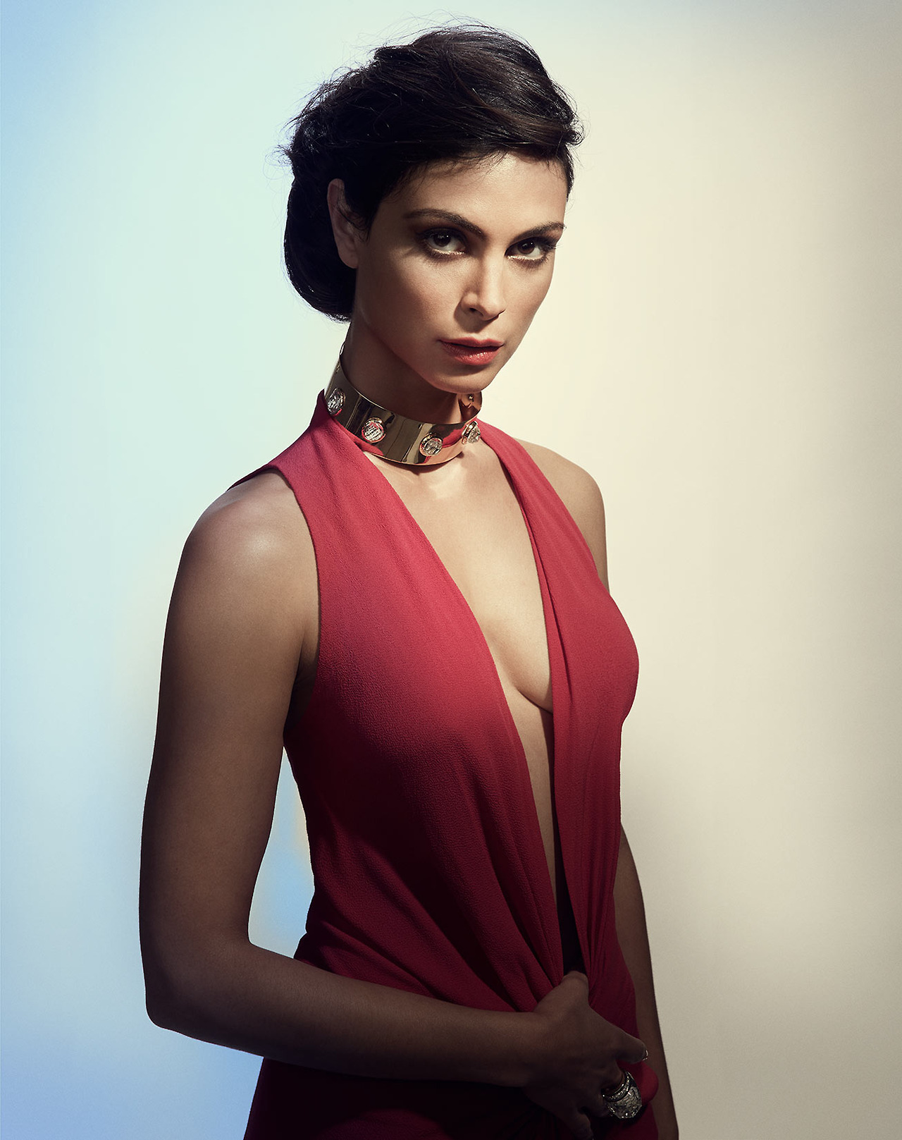 1280x1617, 332 Kb / Morena Baccarin, платье, ошейник, ожерелье, декольте, Морена Баккарин, актриса