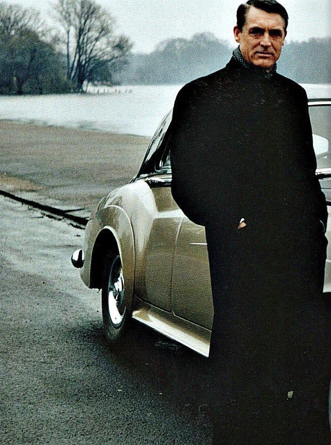 658x884, 198 Kb / Кэри Грант, актер, пальто, автомобиль, США, Голливуд
