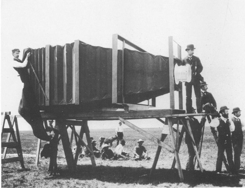 800x614, 91 Kb / Фотоаппарат, ч/б