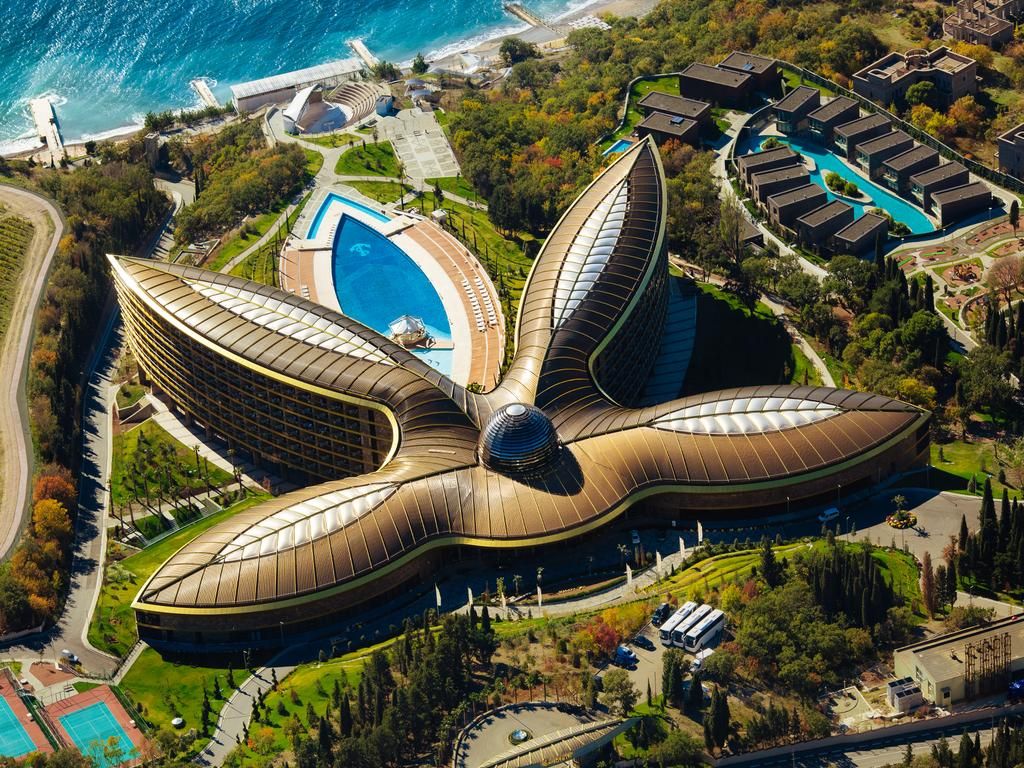 1024x768, 219 Kb / отель, гостиница, Мрия, Ялта, Крым, бассейн, курорт, санаторий