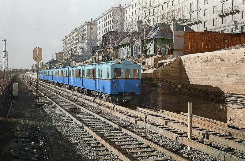 800x526, 204 Kb / метро, вагон, поезд, Москва, ссср, раскраска