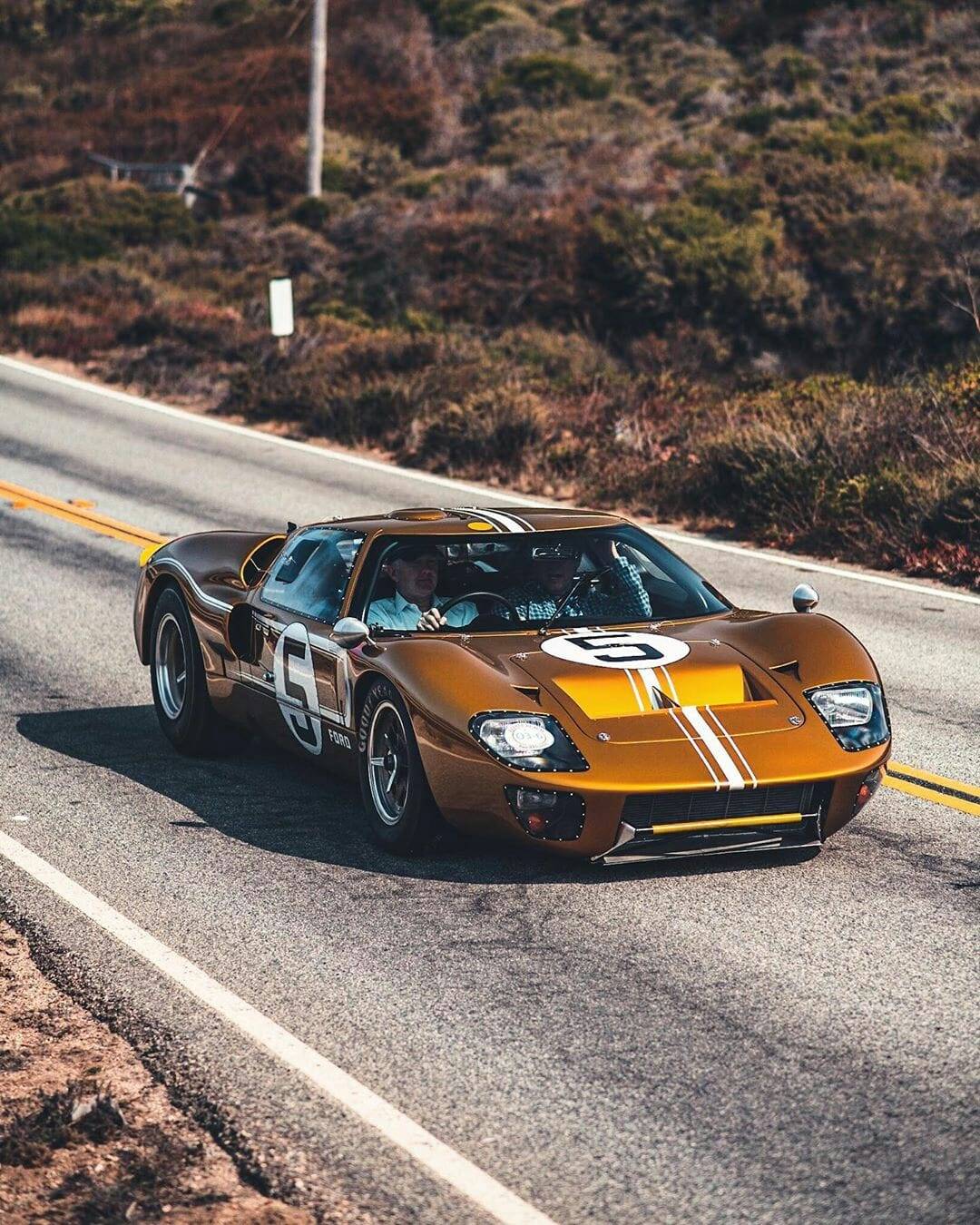 1080x1350, 277 Kb / автомобиль, классика, ретро, ford gt40, форд