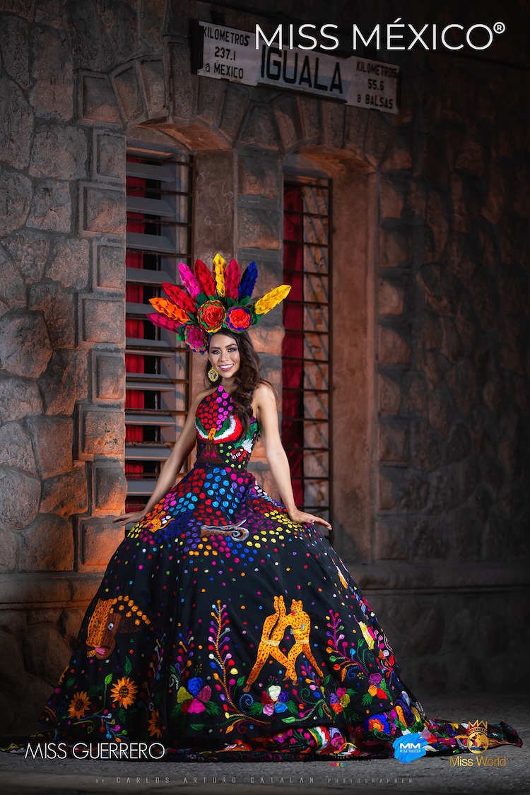 750x1125, 264 Kb / miss, guerrero, mexoco, платье, девка, стоит