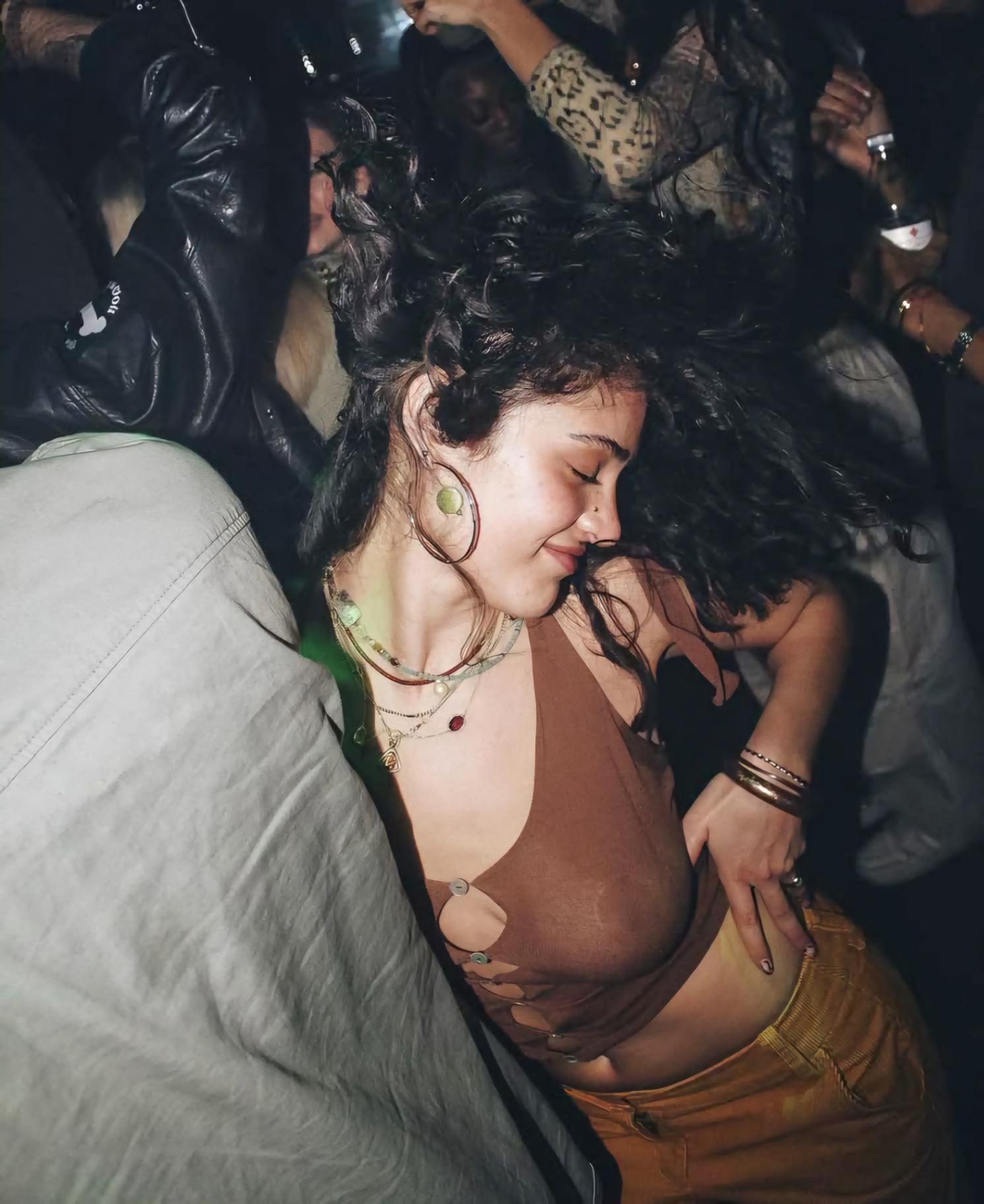 1491x1824, 494 Kb / Украшение, балаган,  пати