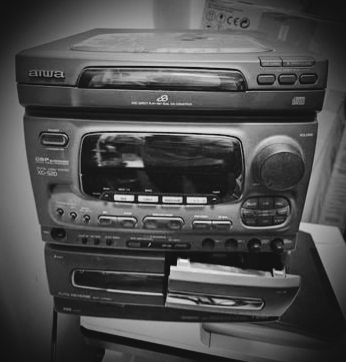 346x362, 70 Kb / Музыкальный центр, календарь, ч/б, безысходность, aiwa