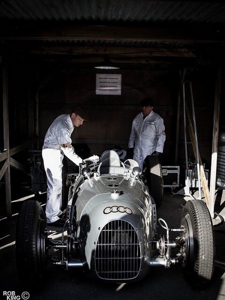 750x1000, 173 Kb / автомобиль, классика, ретро, гараж, audi