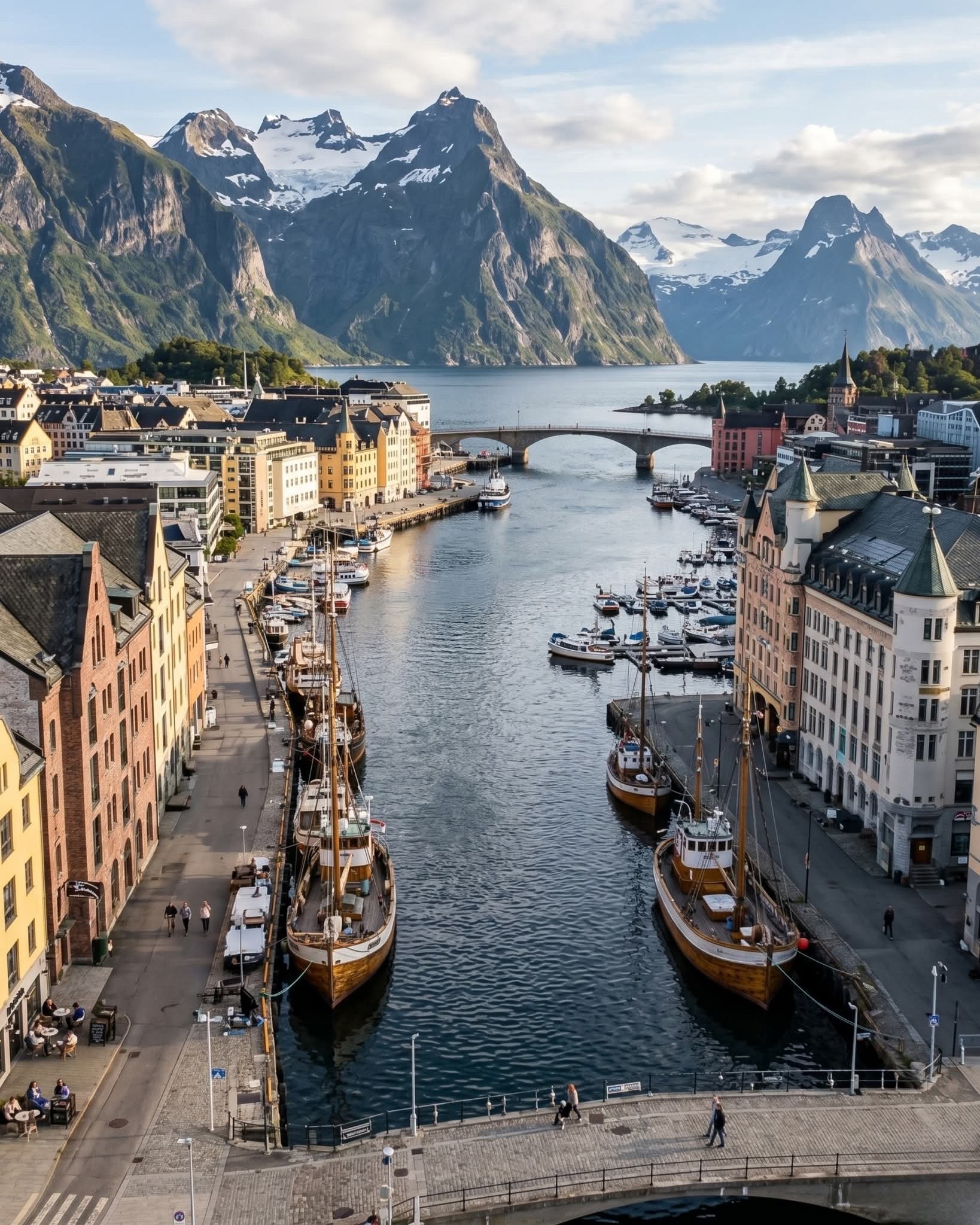 1638x2048, 546 Kb / Alesund, Norway, Олесунн, Норвегия, порт, рыбаки, катер, лодка, канал, мост, горы, набережная, архитектура, фьорд