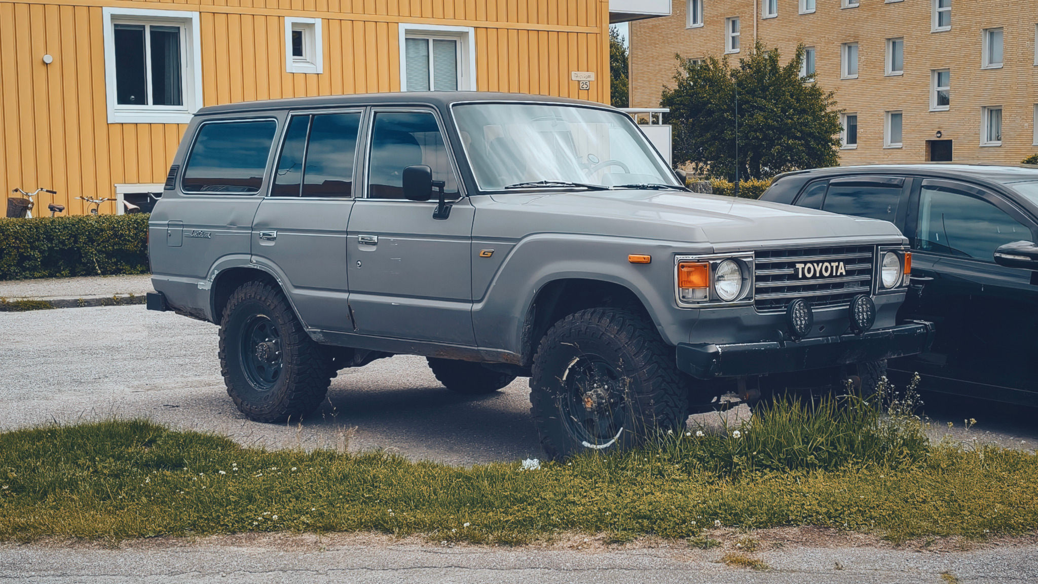 2048x1152, 582 Kb / автомобиль, классика, ретро, TOYOTA, LAND CRUISER