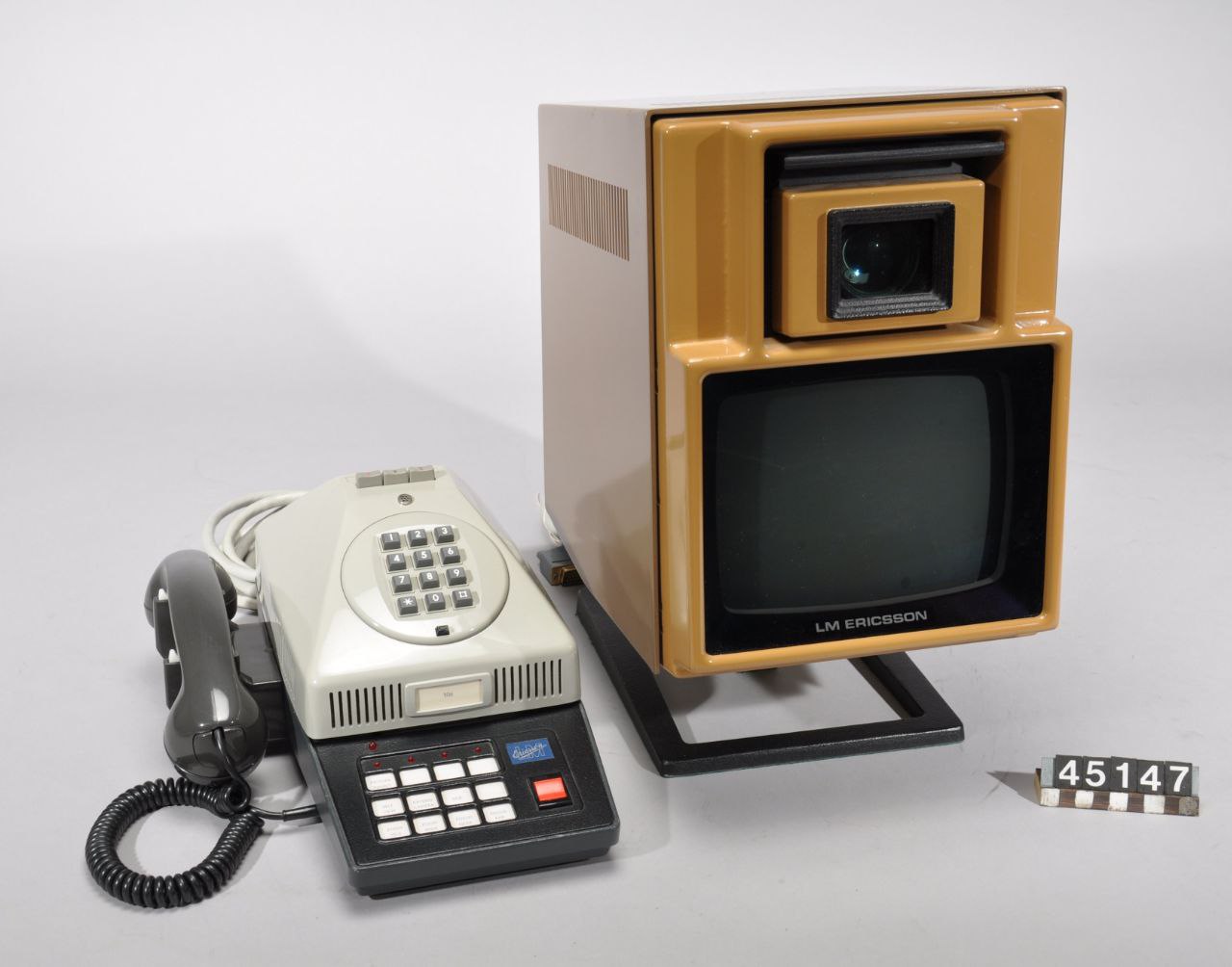 1280x1004, 99 Kb / видеотелефон, Ericsson