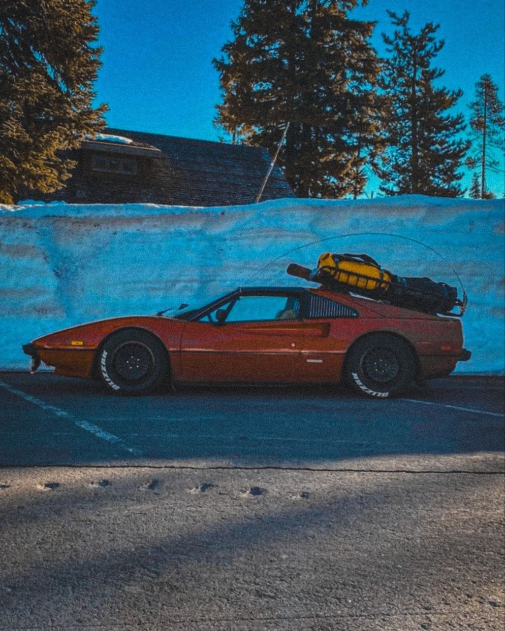 1026x1280, 272 Kb / автомобиль, классика, ретро, гидроподвеска, Ferrari, багажник