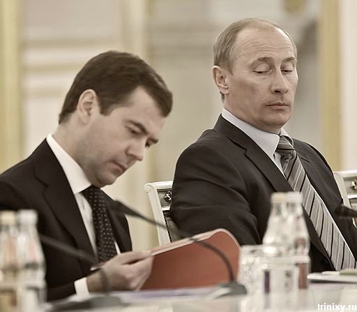 512x447, 34 Kb / Путин, Медведев