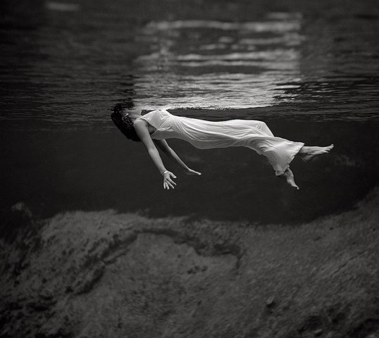538x480, 38 Kb / Frissell, леди