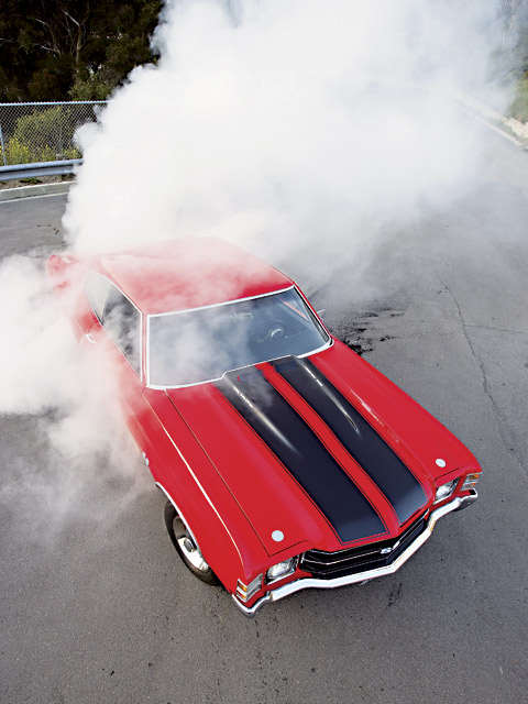 480x640, 86 Kb / Muscle car, Chevelle SS, дым, авто