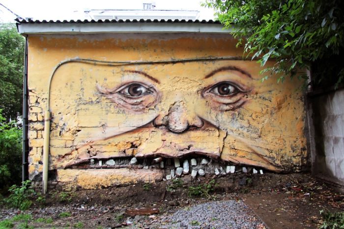 700x466, 86 Kb / граффити, лицо, зубы, рот, стена