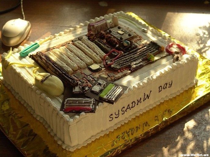688x512, 78 Kb / день системного администратора, админ, торт, праздник, материнка, мышь, дискета