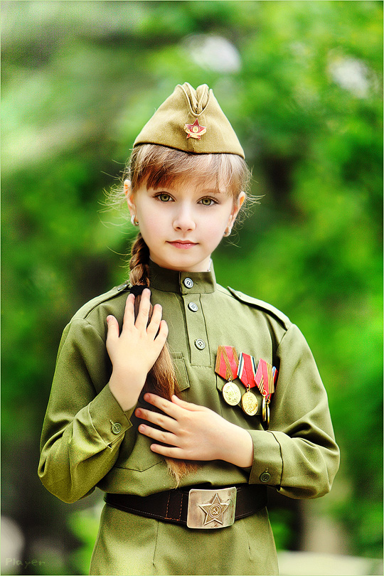 540x810, 239 Kb / девочка, медали