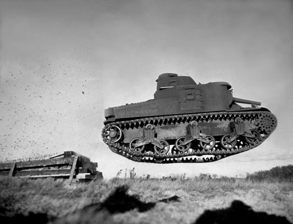 604x463, 49 Kb / Прыжок, танка, M3 Lee