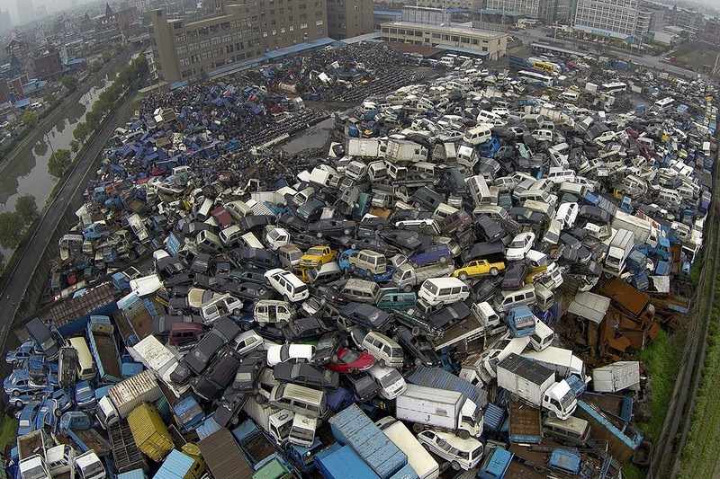 800x533, 253 Kb / Китай, свалка, автомобили
