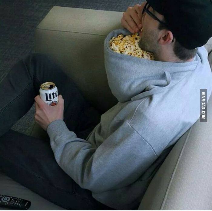 700x697, 45 Kb / капюшон, попкорн, банка, кресло