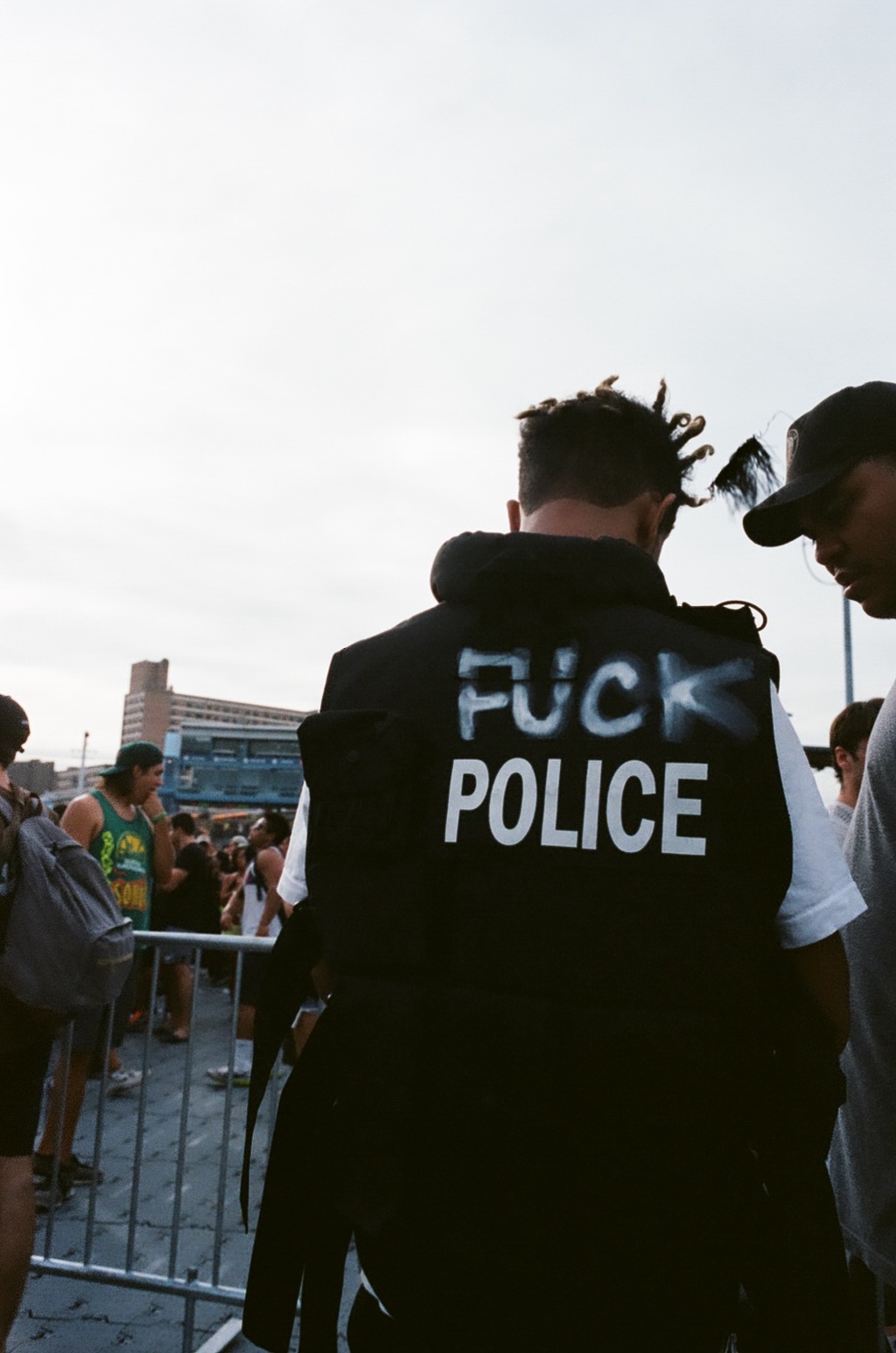 1024x1545, 238 Kb / полиция, fuck
