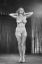 ч/б, Tempest Storm, ожерелье, танцы, кисточки, сцена, бурлеск